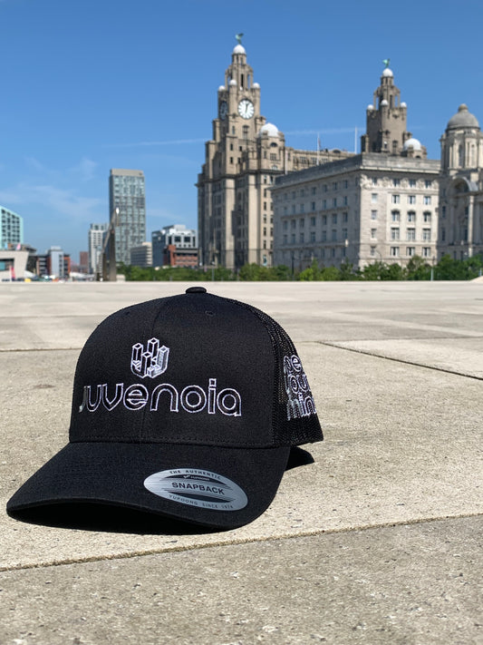 'J' Collection trucker cap - black x space grey